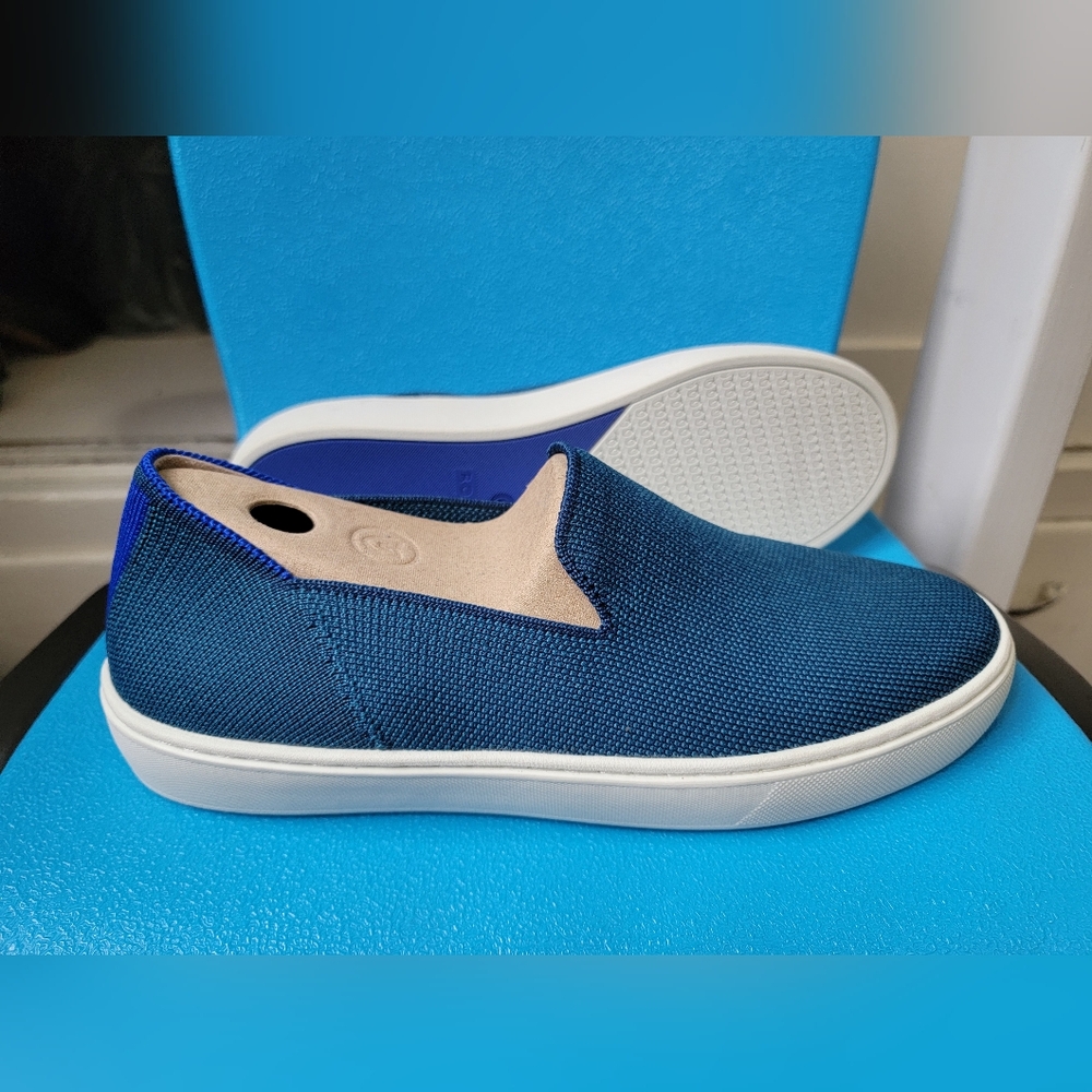 Rothys deep teal size 8.5 woman slip on sneakers - Picture 4 of 7